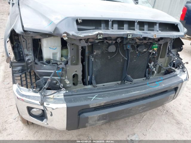 5TFDW5F12KX812164 Toyota Tundra Sr5 5.7l V8