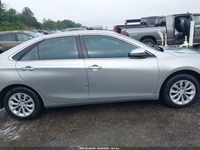 4T1BF1FK6HU630935 Toyota CAMRY LE