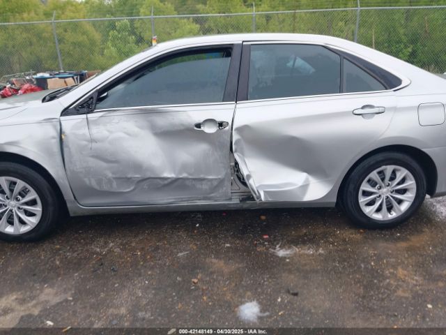 4T1BF1FK6HU630935 Toyota CAMRY LE