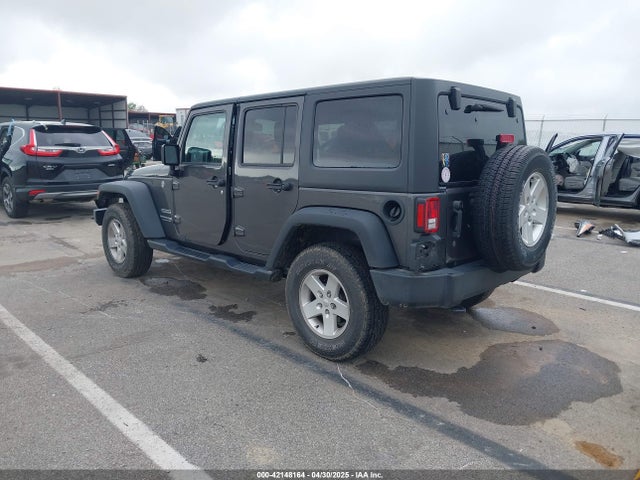 1C4BJWDG2JL827322 Jeep Wrangler Jk Unlimited Sport S 4x4