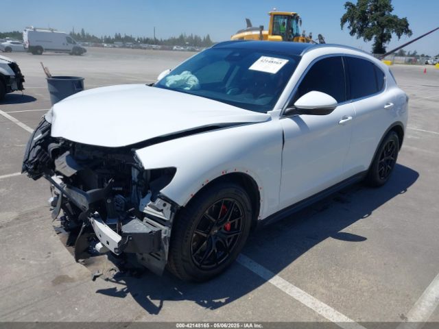 ZASFAKAN0J7B72784 Alfa Romeo Stelvio Awd