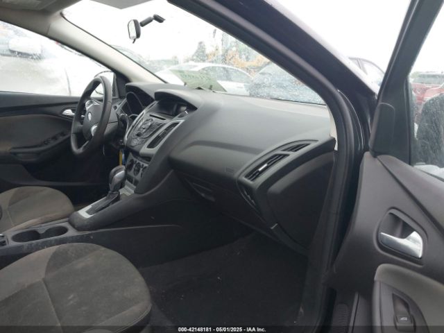 1FADP3F25EL439519 Ford FOCUS SE