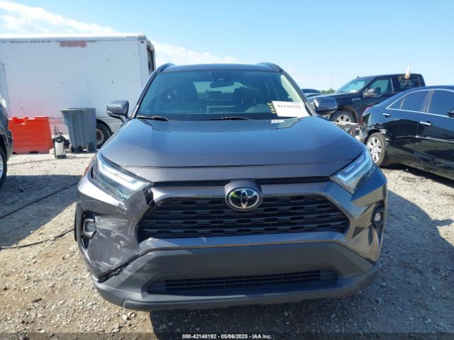 2T3C1RFV7NC195861 Toyota Rav4 Xle Premium