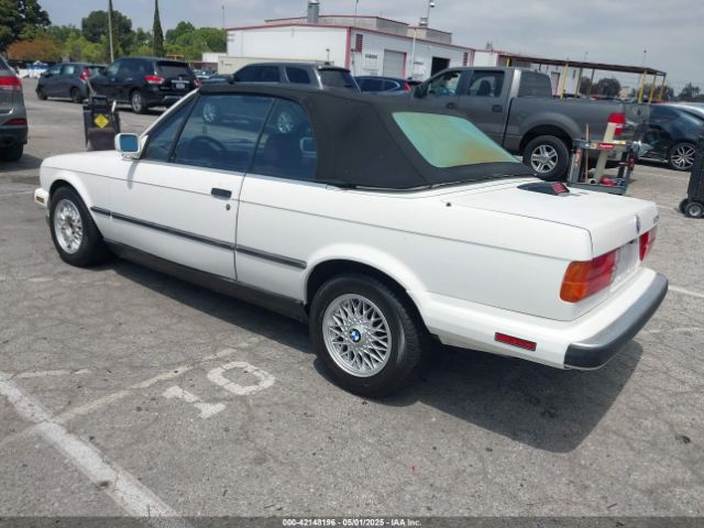 1988 BMW 325 WBABB2302J8858242 Photo 2
