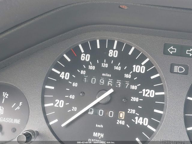 1988 BMW 325 WBABB2302J8858242 Photo 6