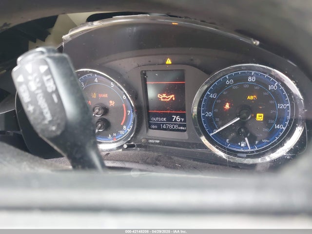 5YFBURHE8JP788860 Toyota COROLLA LE