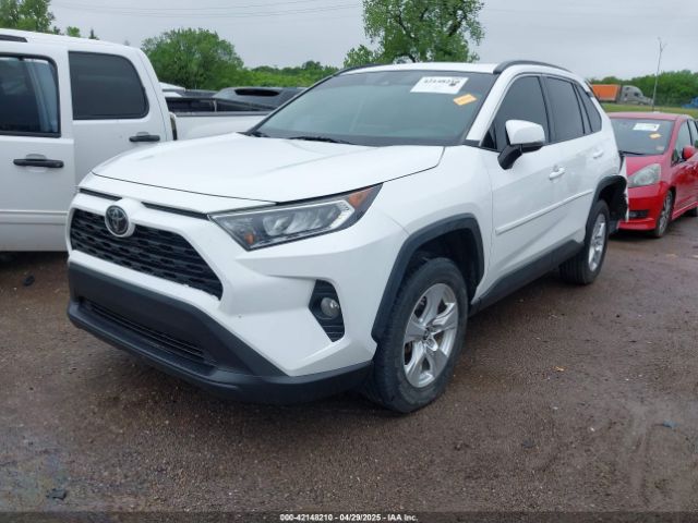 2T3W1RFV8KW030117 Toyota Rav4 Xle