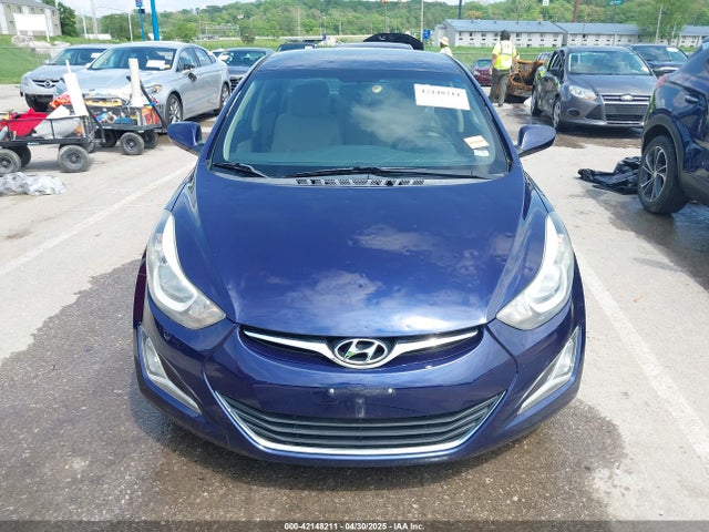 5NPDH4AE7EH529807 Hyundai ELANTRA SE