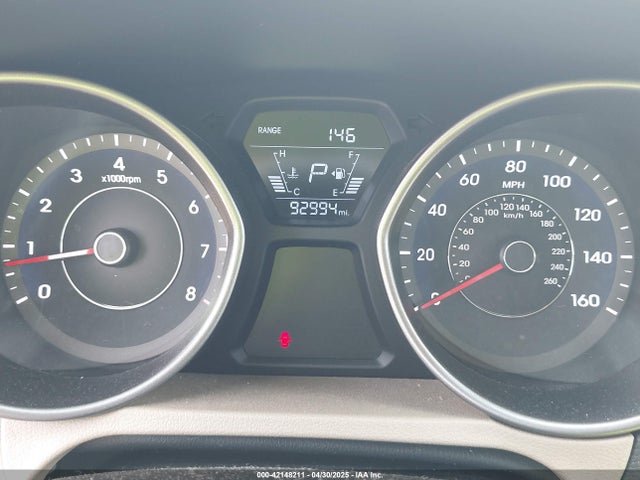 5NPDH4AE7EH529807 Hyundai ELANTRA SE