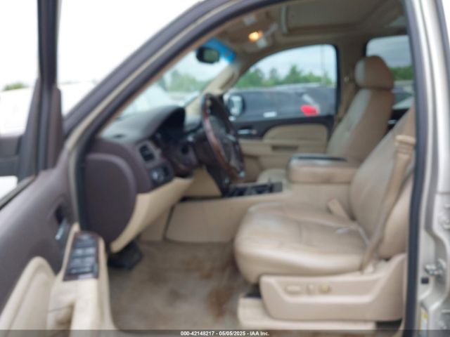 2013 GMC YUKON XL 1500 1GKS1MEF3DR135893 Photo 4