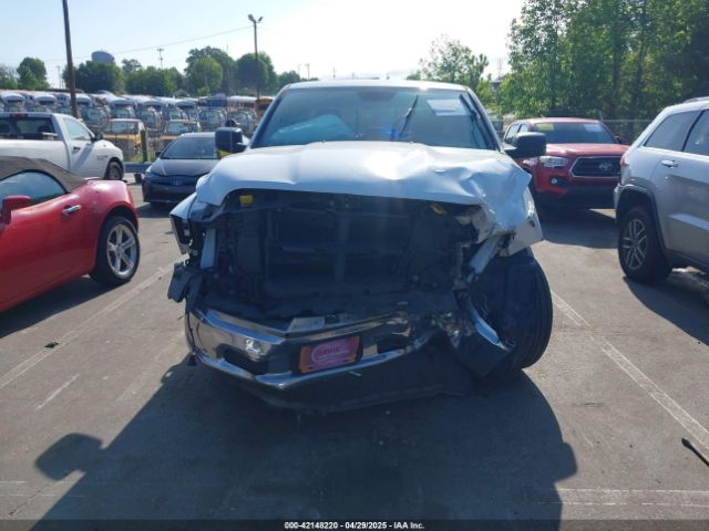 1C6RR6GG7JS324269 RAM 1500 Slt  4x2 6'4 Box