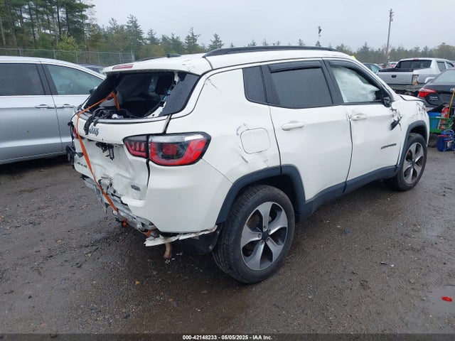 3C4NJDBB0HT635324 Jeep Compass