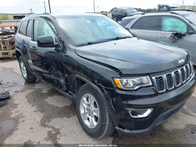 1C4RJEAG3HC647337 Jeep Grand Cherokee Laredo 4x2