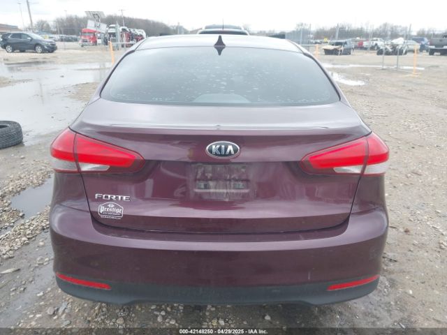 3KPFK4A75HE061483 KIA FORTE LX