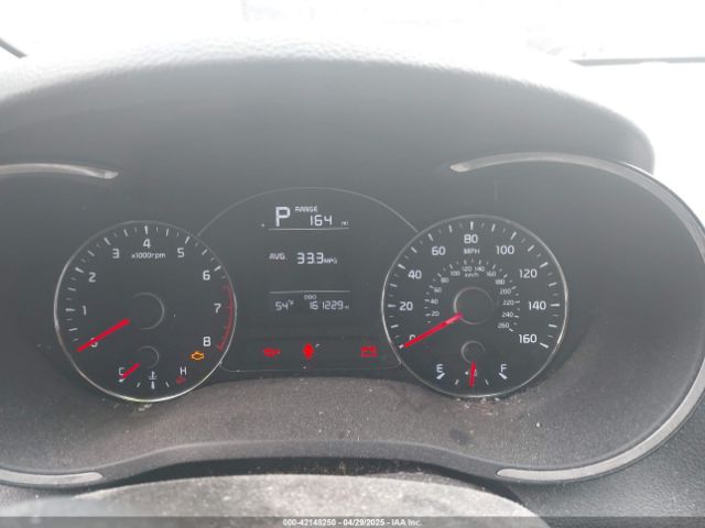 3KPFK4A75HE061483 KIA FORTE LX
