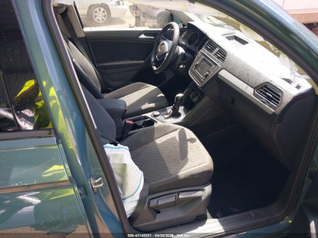 3VV0B7AX2KM118969 Volkswagen Tiguan 2.0t S