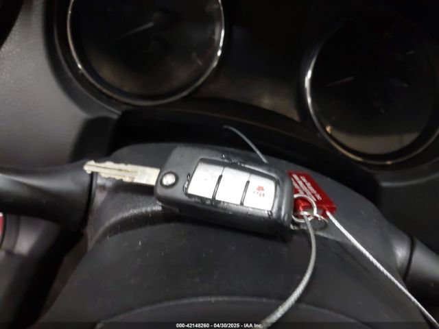 JN1BJ1CP2JW184993 Nissan Rogue Sport S