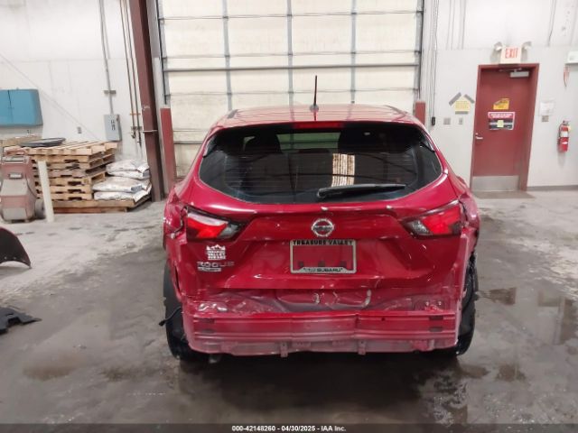 JN1BJ1CP2JW184993 Nissan Rogue Sport S