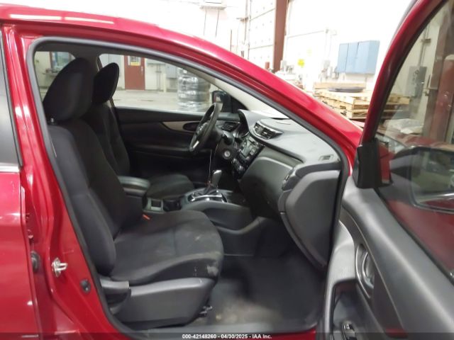 JN1BJ1CP2JW184993 Nissan Rogue Sport S