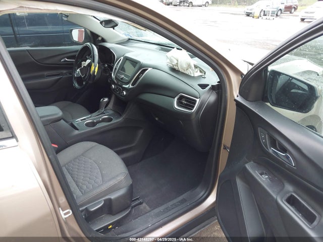 Chevrolet EQUINOX LT 2019 2GNAXKEV4K6259009 Image 5