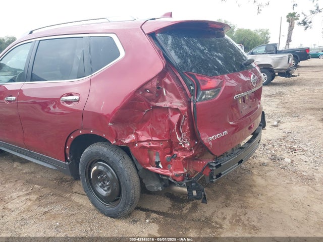 5N1AT2MTXKC707888 Nissan ROGUE SV