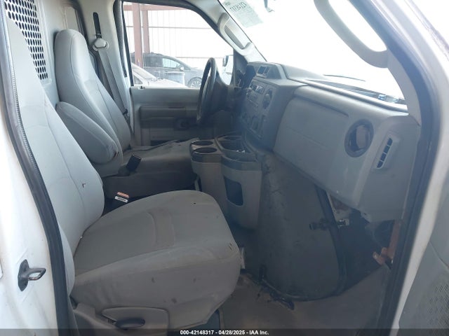 1FTNE2EW3EDA31341 Ford E-250 Commercial