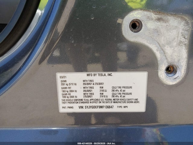 2021 TESLA MODEL Y 5YJYGDEF9MF136847 Photo 8