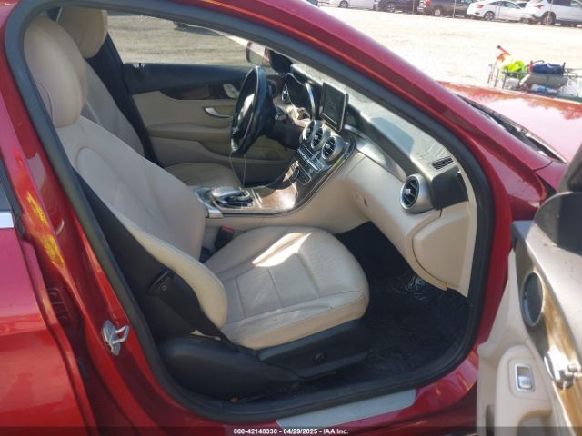 55SWF4JB9GU122592 Mercedes-Benz C 300 Luxury/sport
