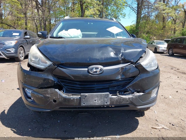 Hyundai Tucson Walking Dead Edition 2014 KM8JUCAG9EU937236 Image 11