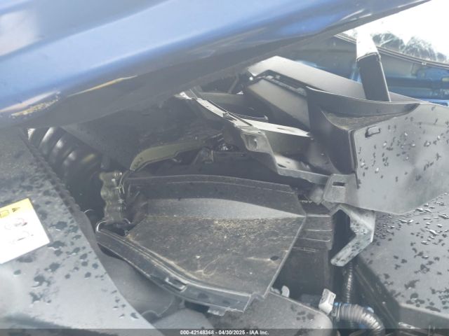 NMTKHMBX0JR038764 Toyota C-HR XLE