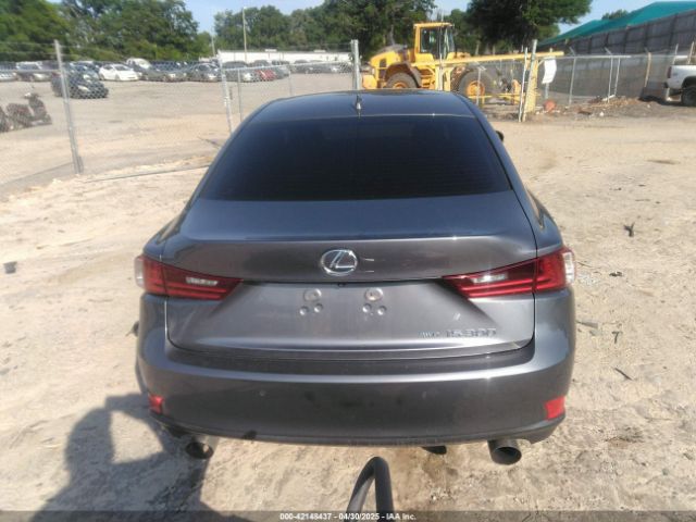JTHCM1D2XG5012123 Lexus IS 300