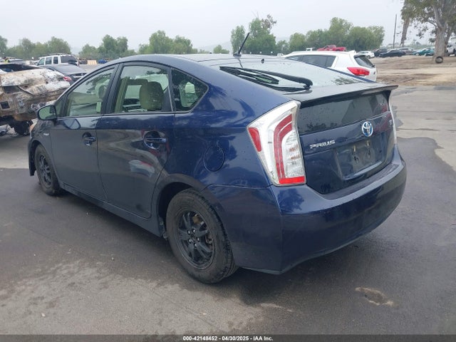 JTDKN3DU7E0389185 Toyota Prius Two