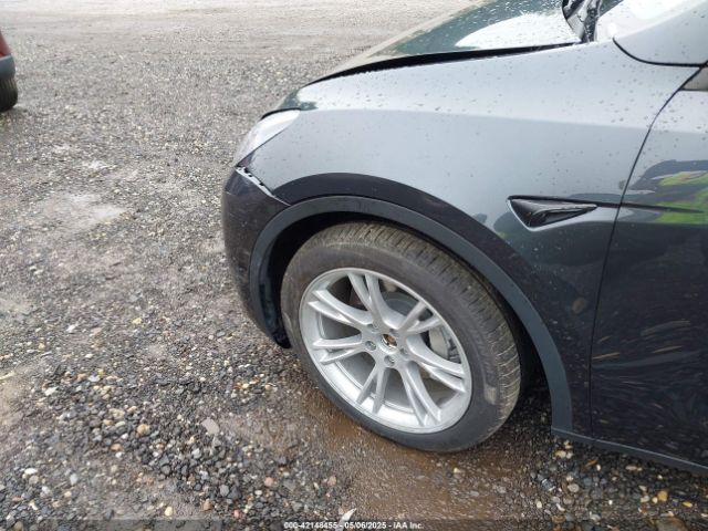 7SAYGDEE0RA229691 Tesla Model Y Long Range Dual Motor All-wheel Drive
