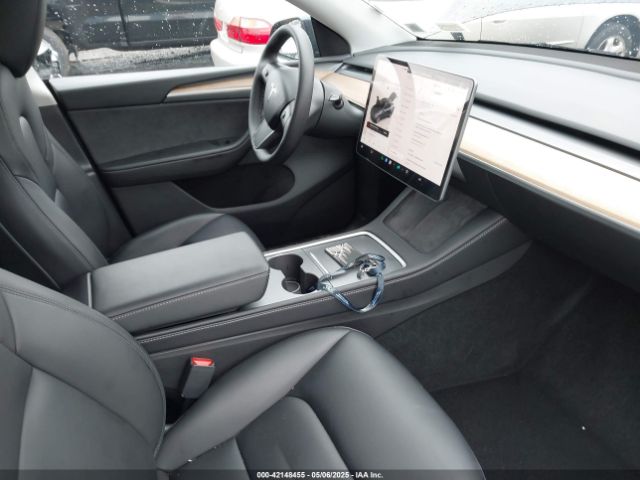 7SAYGDEE0RA229691 Tesla Model Y Long Range Dual Motor All-wheel Drive