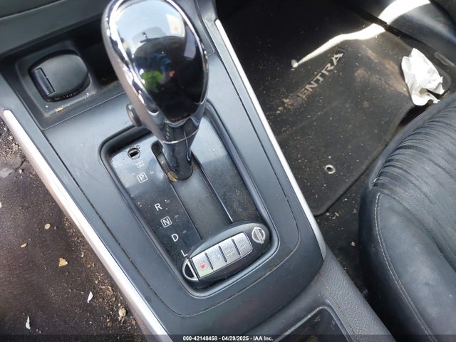 Nissan Sentra 2017 3N1AB7APXHL694846 Image 11