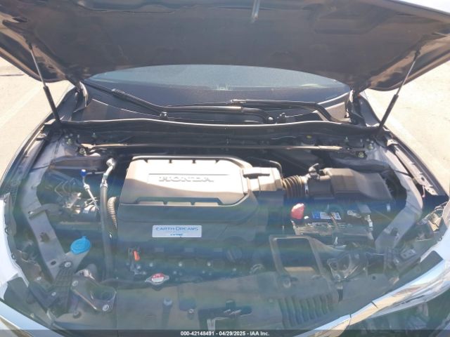 1HGCR3F99HA015954 Honda Accord Touring V6