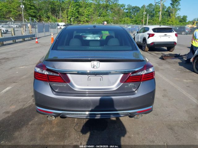 1HGCR3F99HA015954 Honda Accord Touring V6