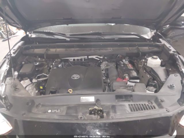 5TDGZRBH3MS548427 Toyota Highlander Xle