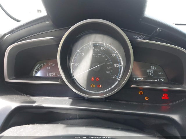 3MYDLBJV7LY703122 Toyota YARIS LE