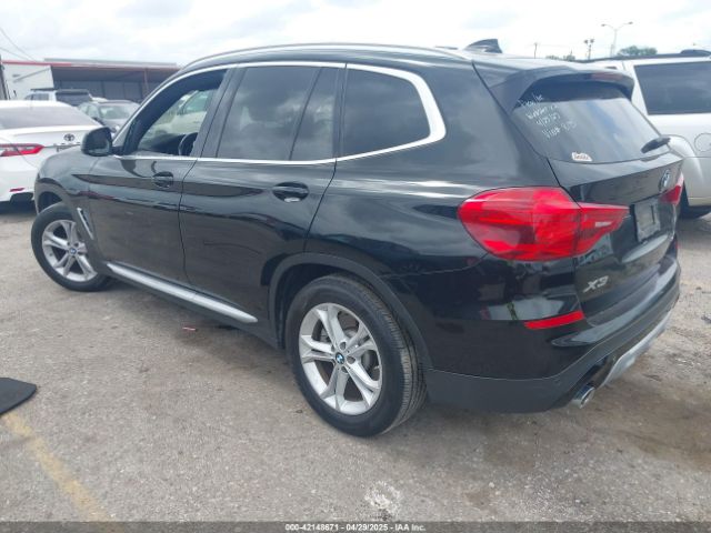 2019 BMW X3 5UXTR7C57KLA48195 Photo 2