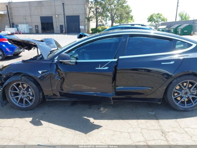5YJ3E1EA2JF095525 Tesla Model 3 Long Range/mid Range