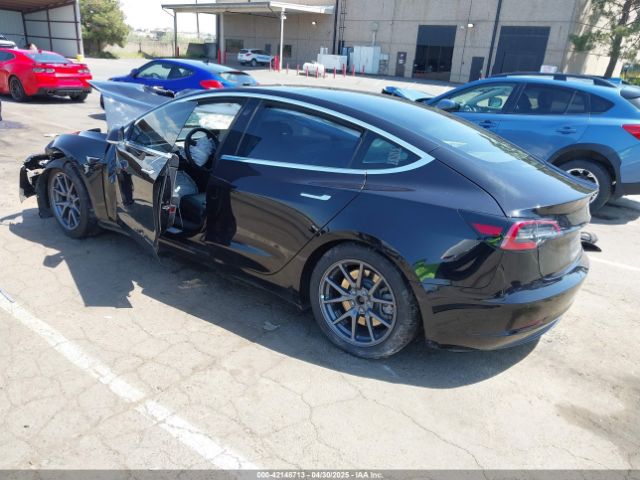 5YJ3E1EA2JF095525 Tesla Model 3 Long Range/mid Range
