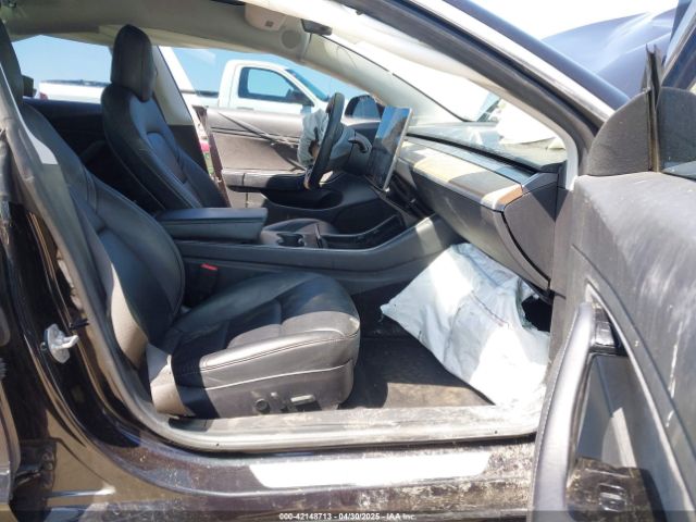 5YJ3E1EA2JF095525 Tesla Model 3 Long Range/mid Range