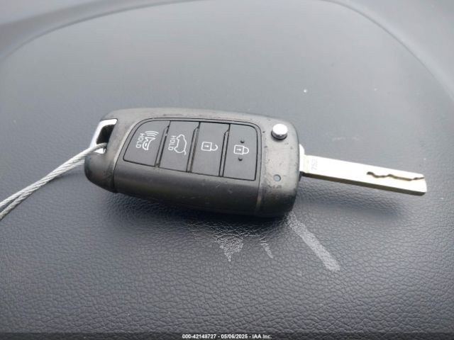 KM8K1CAA1KU256119 Hyundai Kona Se