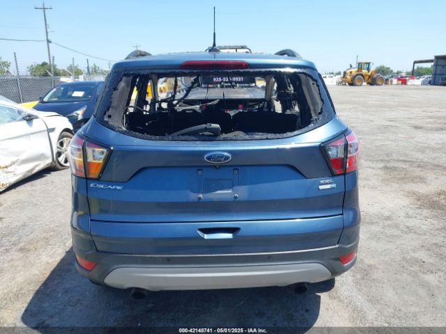 1FMCU9HD5JUC78749 Ford ESCAPE SEL