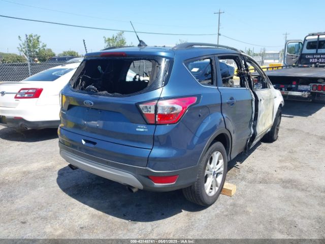 1FMCU9HD5JUC78749 Ford ESCAPE SEL