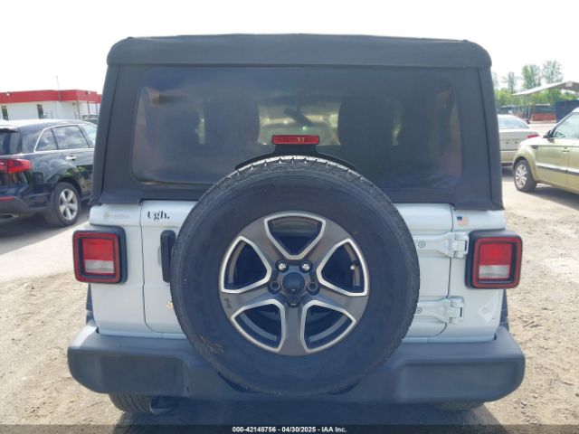 1C4GJXAG8JW156172 Jeep Wrangler Sport S 4x4