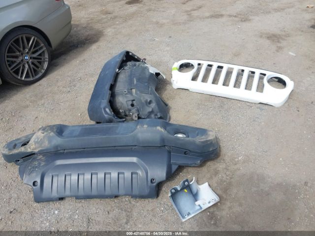 1C4GJXAG8JW156172 Jeep Wrangler Sport S 4x4