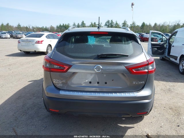 JN1BJ1BWXNW478981 Nissan Rogue Sport Sv Awd Xtronic Cvt