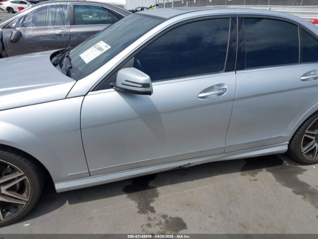 WDDGF4HB0EG216428 Mercedes-Benz C 250 Luxury/sport